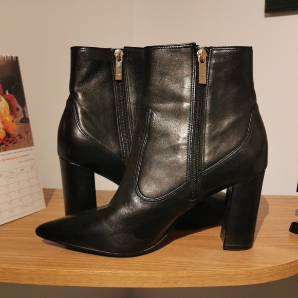 Ted Baker S9 Nysha Block Heel Leather Elegant Black Ankle Boots - Picture 7 of 11